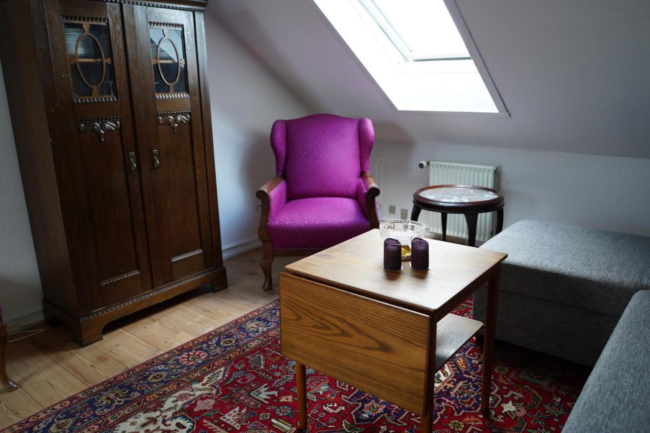Homely 2 Close To Center Apartment *